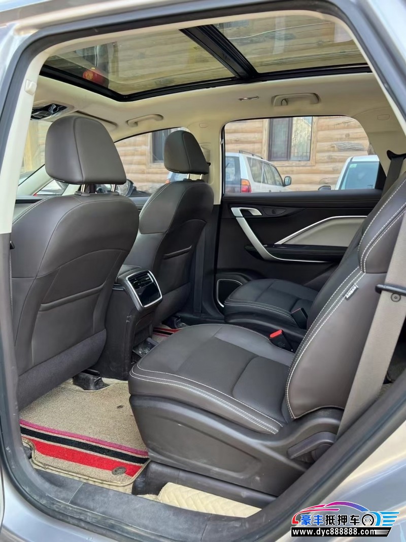 21年吉利嘉际轿车抵押车出售