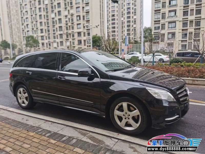 15年奔驰R级轿车抵押车出售