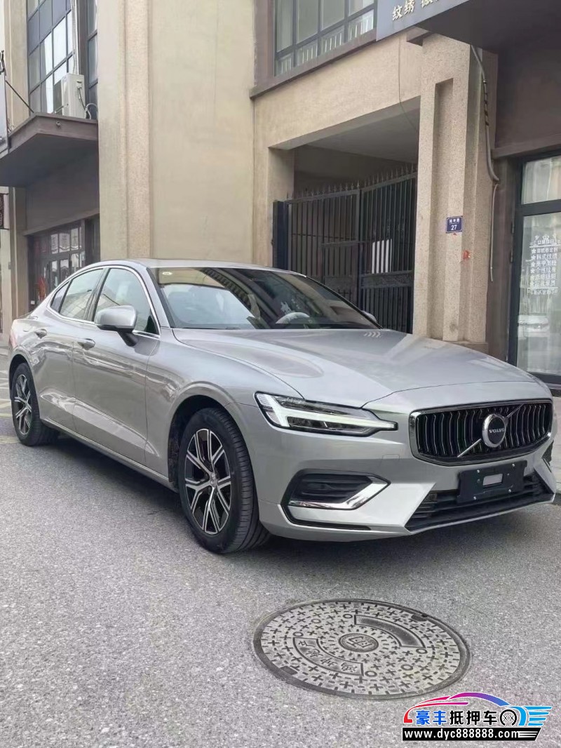 23年沃尔沃S60轿车抵押车出售