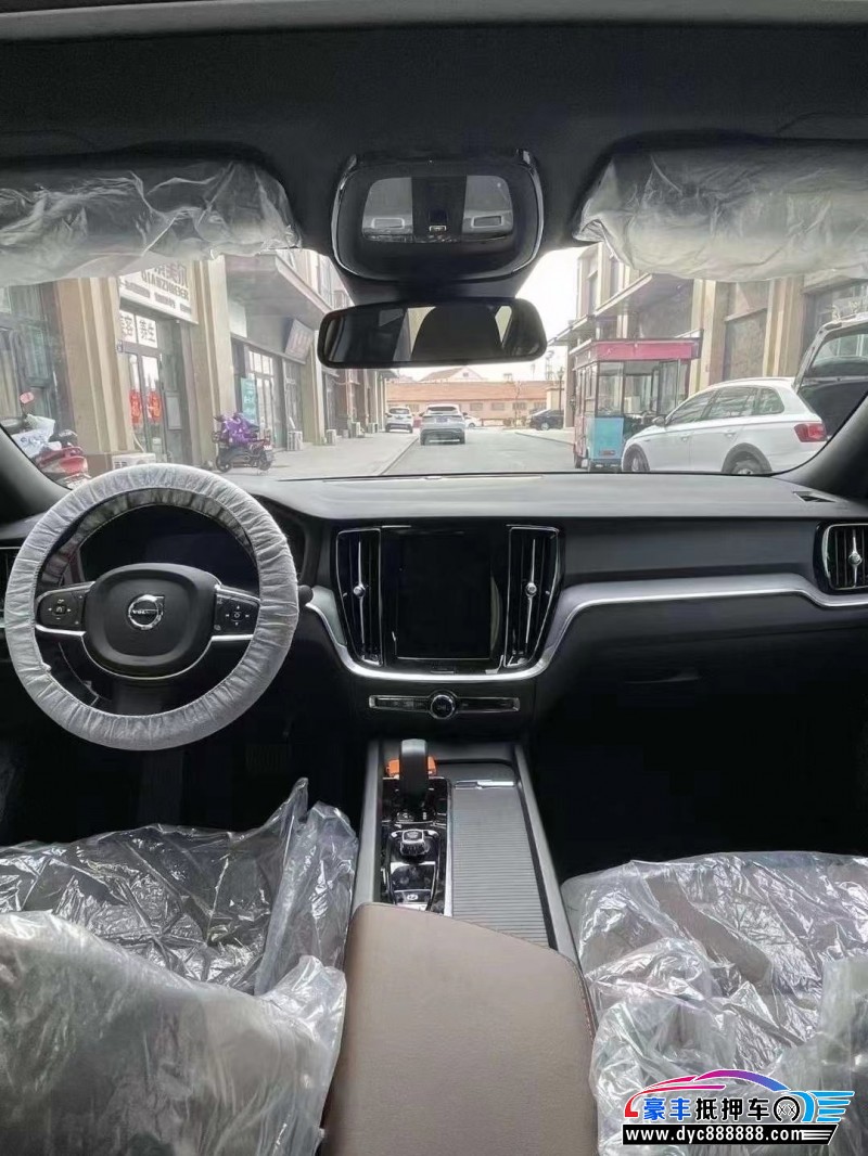 23年沃尔沃S60轿车抵押车出售