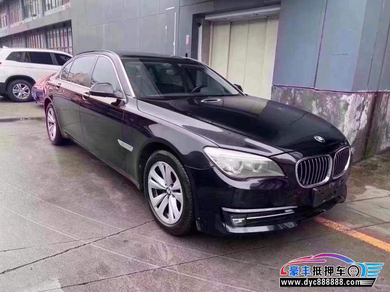 13年宝马7系轿车抵押车出售