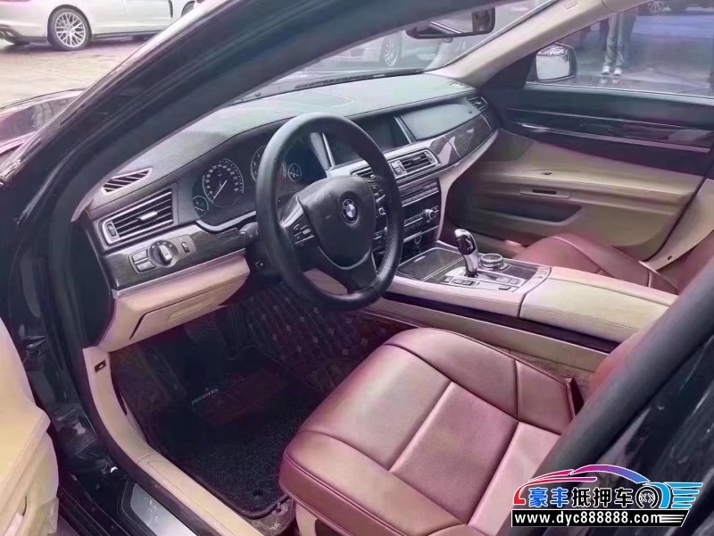 13年宝马7系轿车抵押车出售