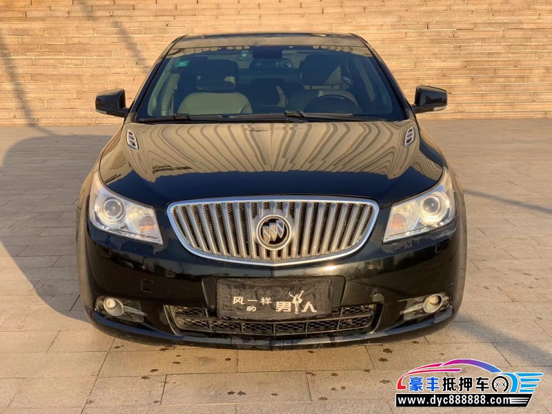 11年别克君越轿车抵押车出售