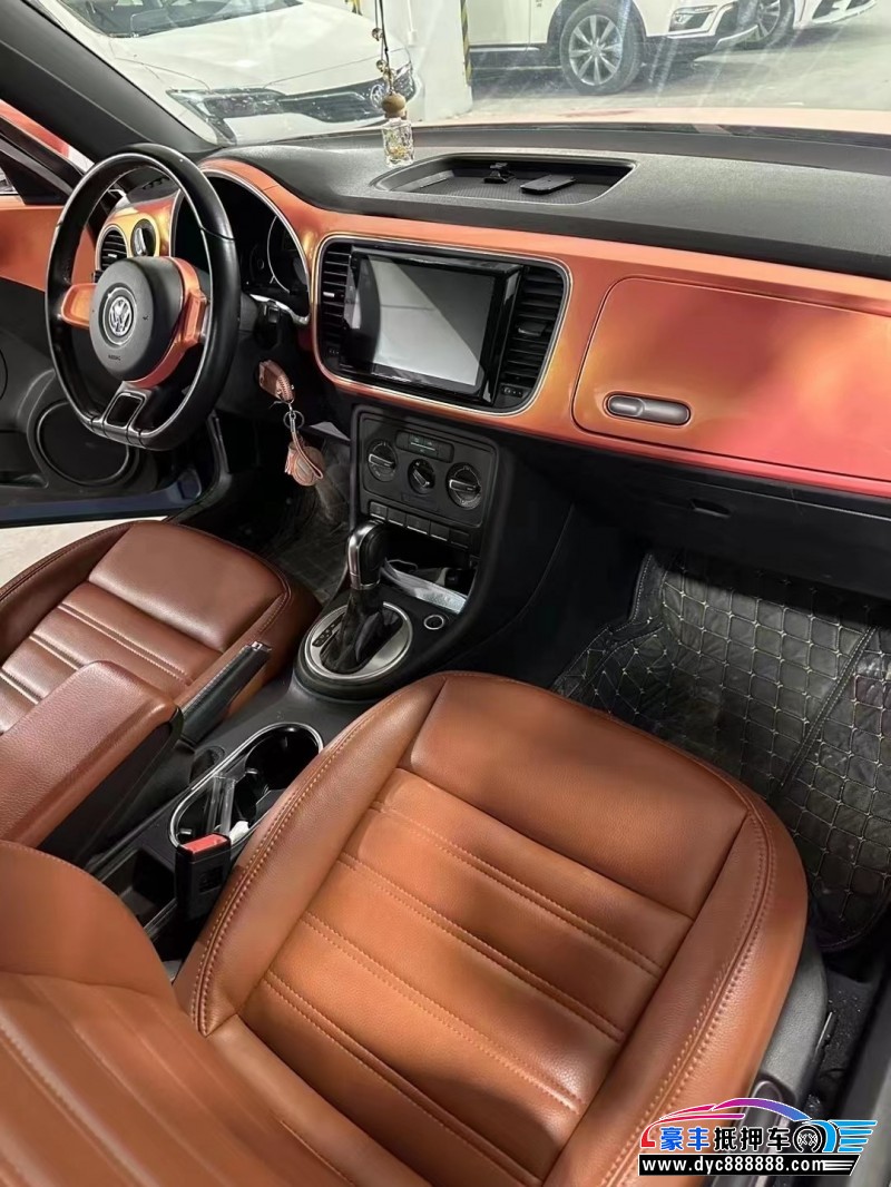 17年大众甲壳虫轿车抵押车出售