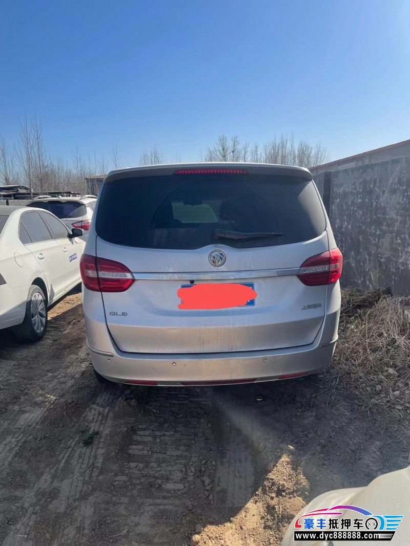 15年别克GL8SUV抵押车出售