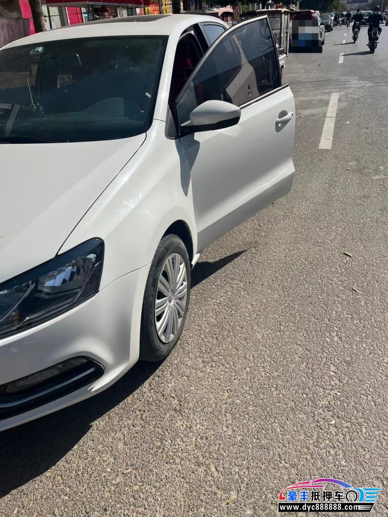 17年大众poloSUV抵押车出售