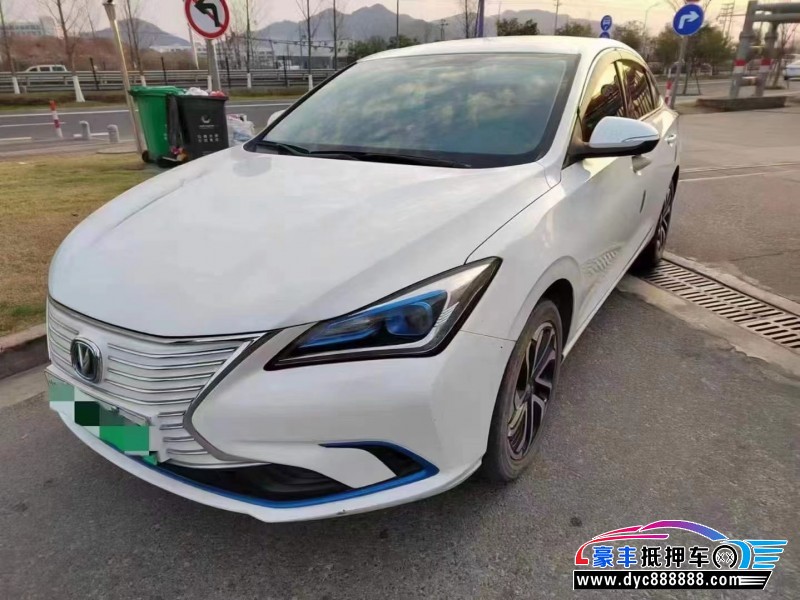 19年长安逸动轿车抵押车出售