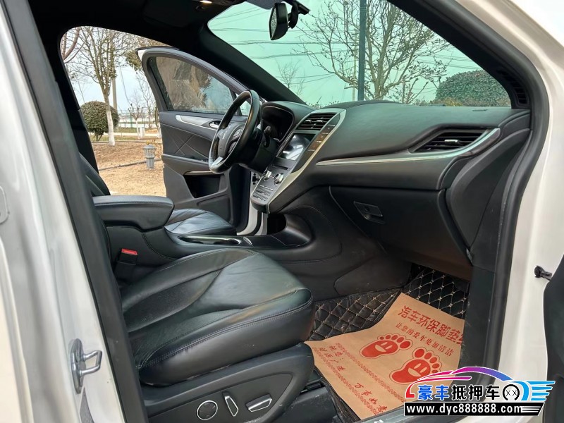 18年林肯MKC轿车抵押车出售