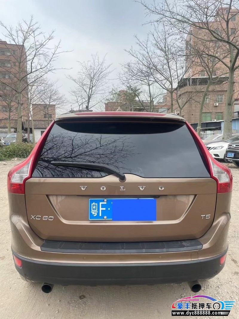 12年沃尔沃XC60轿车抵押车出售