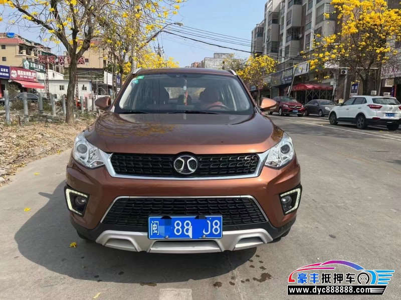 19年北汽绅宝X35轿车抵押车出售