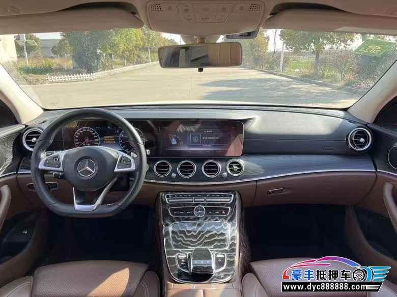 18年奔驰E轿车抵押车出售