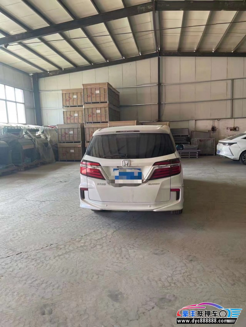 17年本田艾力绅轿车抵押车出售