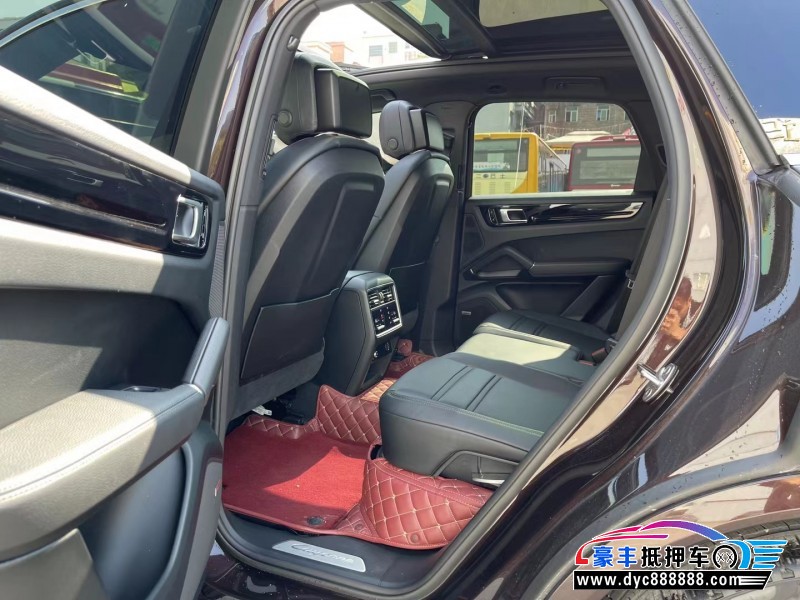 19年保时捷卡宴轿车抵押车出售