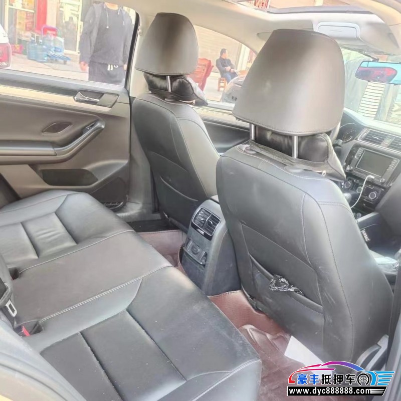 18年大众速腾轿车抵押车出售