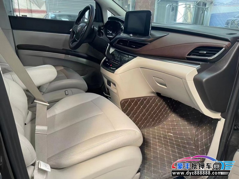 21年别克GL8SUV抵押车出售