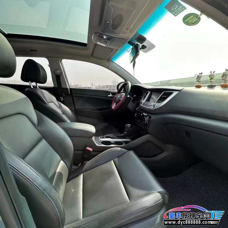 18年现代途胜SUV抵押车出售