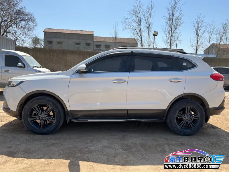 19年猎豹汽车CS10轿车抵押车出售