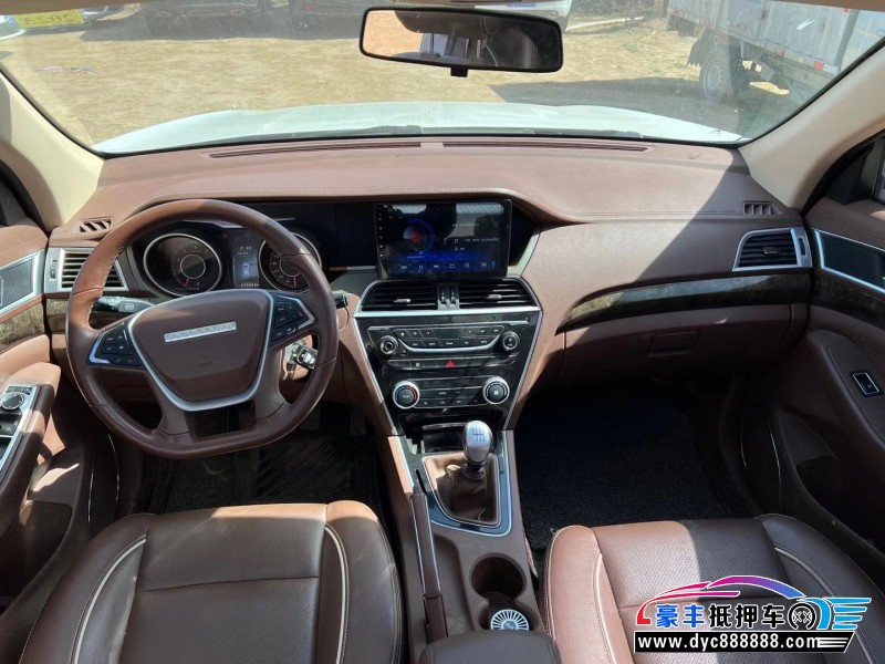 19年猎豹汽车CS10轿车抵押车出售