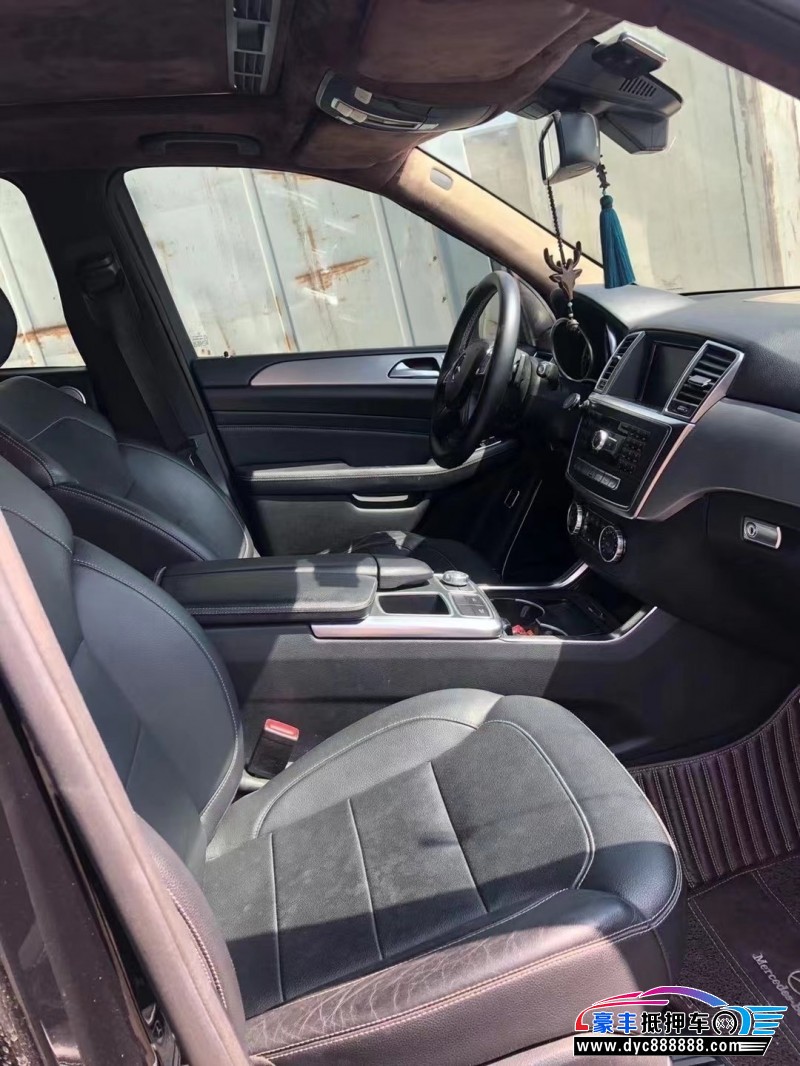 15年奔驰ML轿车抵押车出售