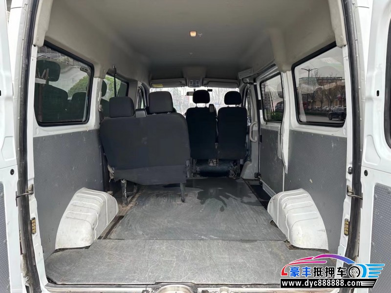 21年上汽大通V80微面抵押车出售