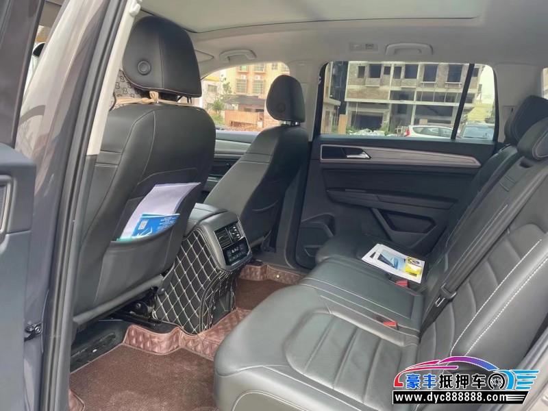 17年大众途昂轿车抵押车出售