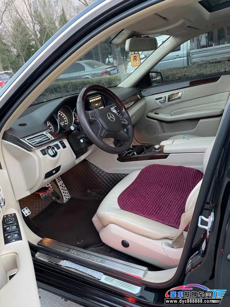 14年奔驰E轿车抵押车出售