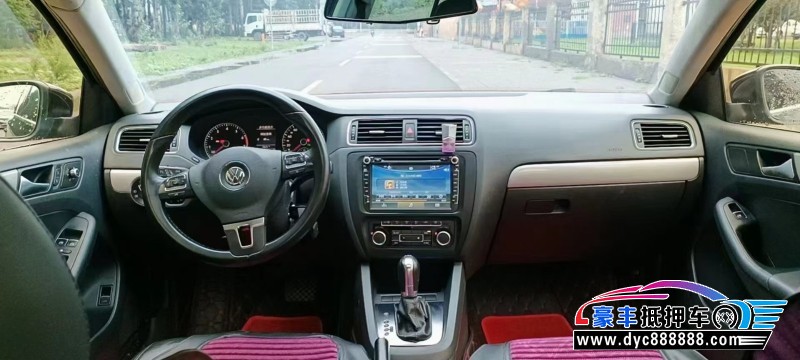 15年大众速腾轿车抵押车出售