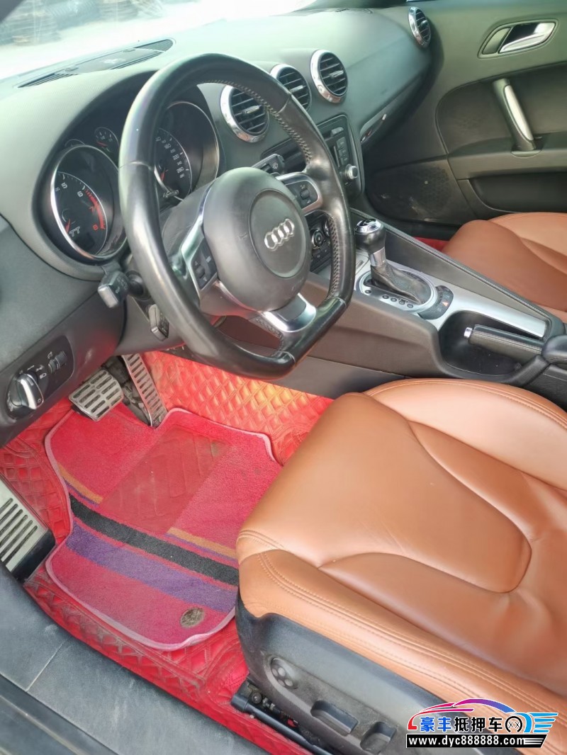 10年奥迪TT轿车抵押车出售