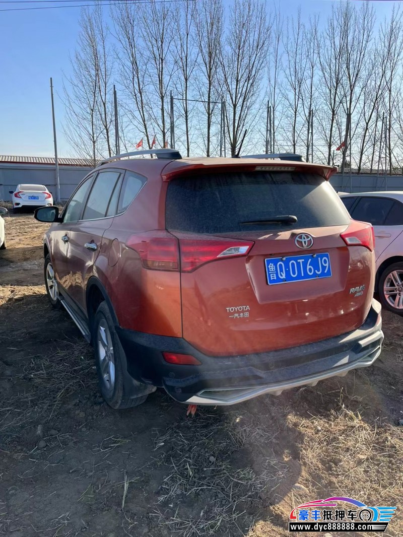 14年丰田RAV4轿车抵押车出售