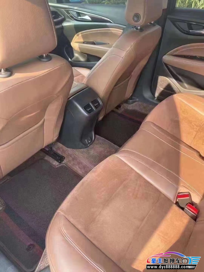 19年别克君威轿车抵押车出售