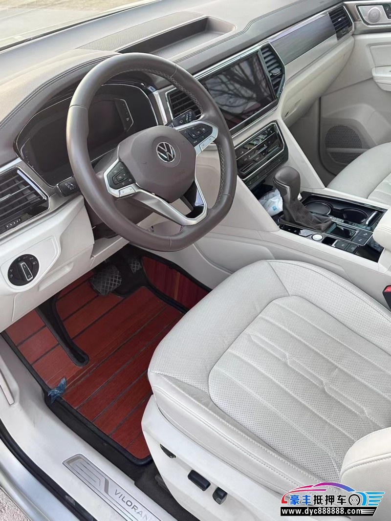 20年大众威然轿车抵押车出售