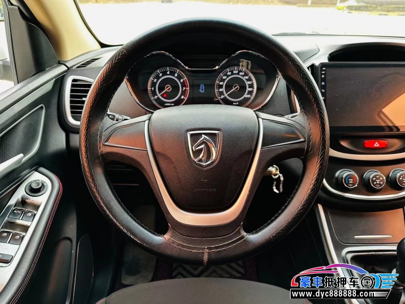 17年宝骏560SUV抵押车出售