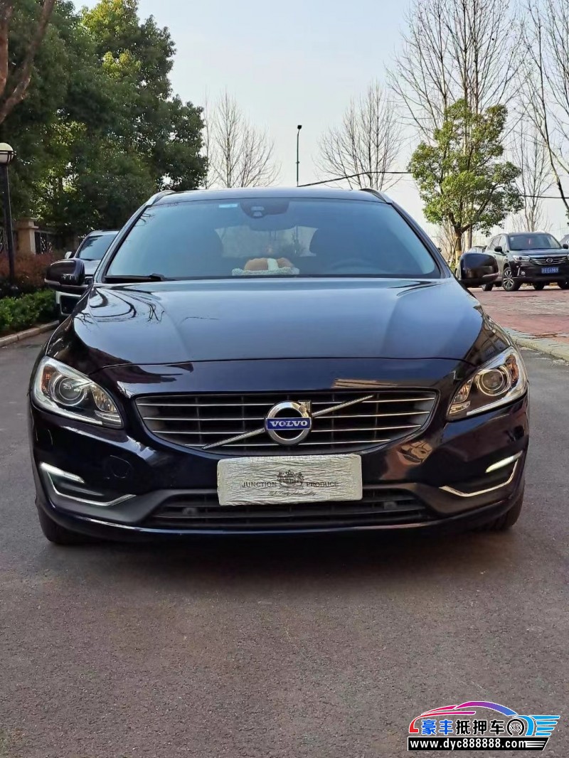 16年沃尔沃V60SUV抵押车出售