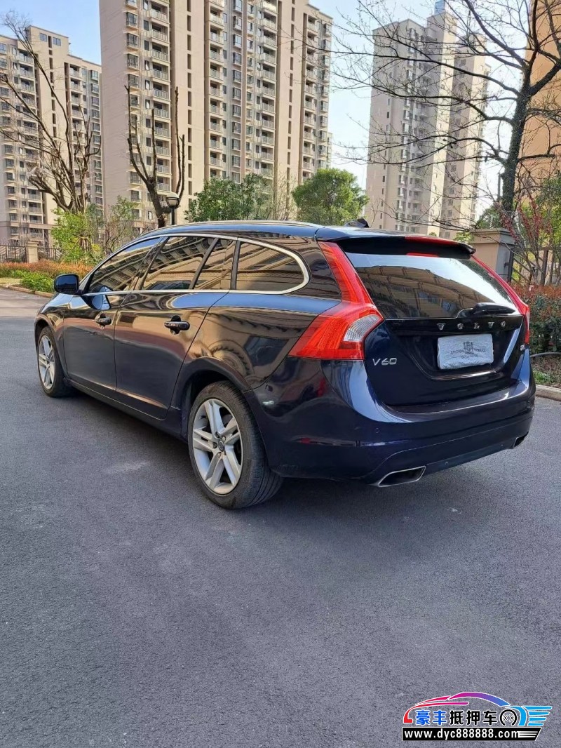 16年沃尔沃V60SUV抵押车出售