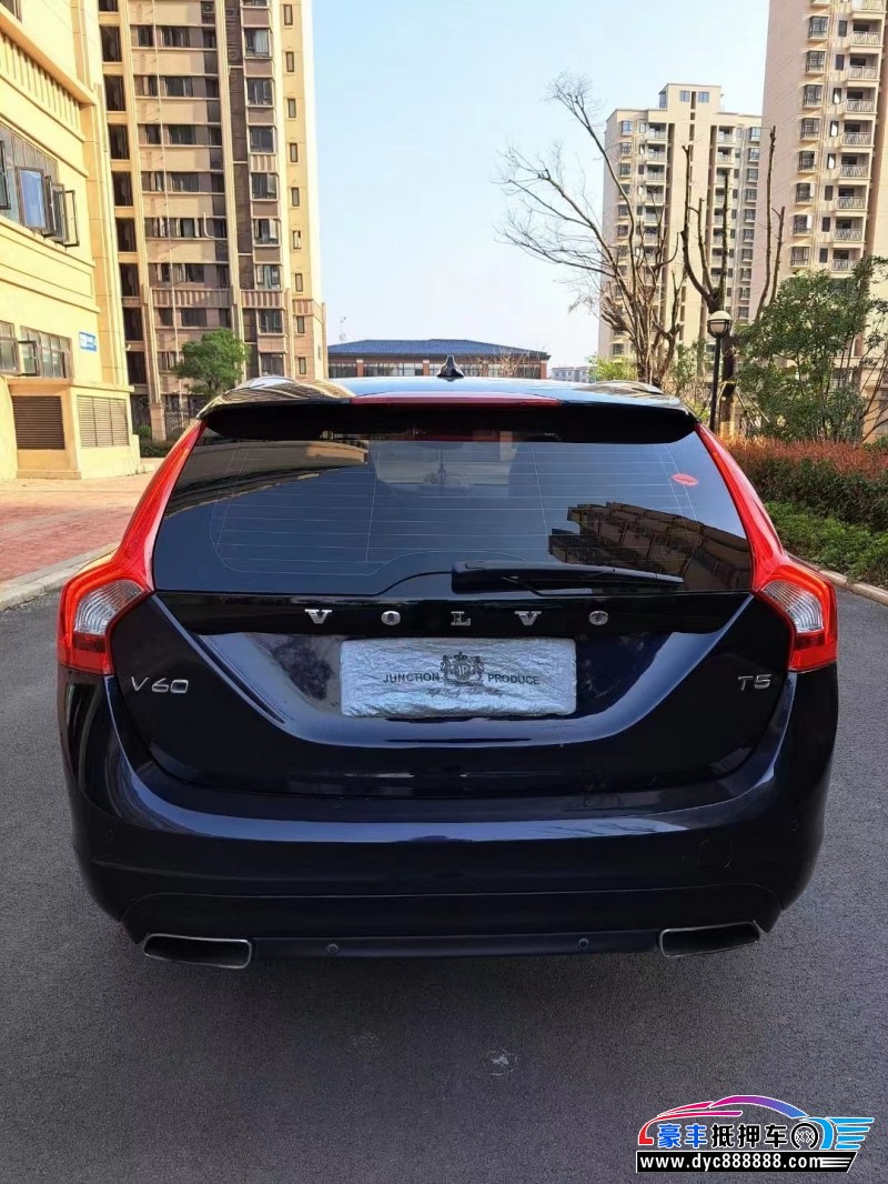 16年沃尔沃V60SUV抵押车出售