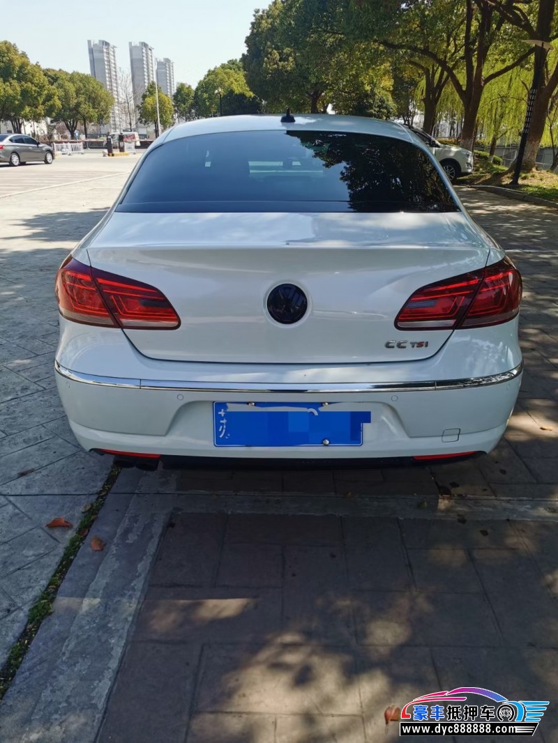 14年大众CC轿车抵押车出售