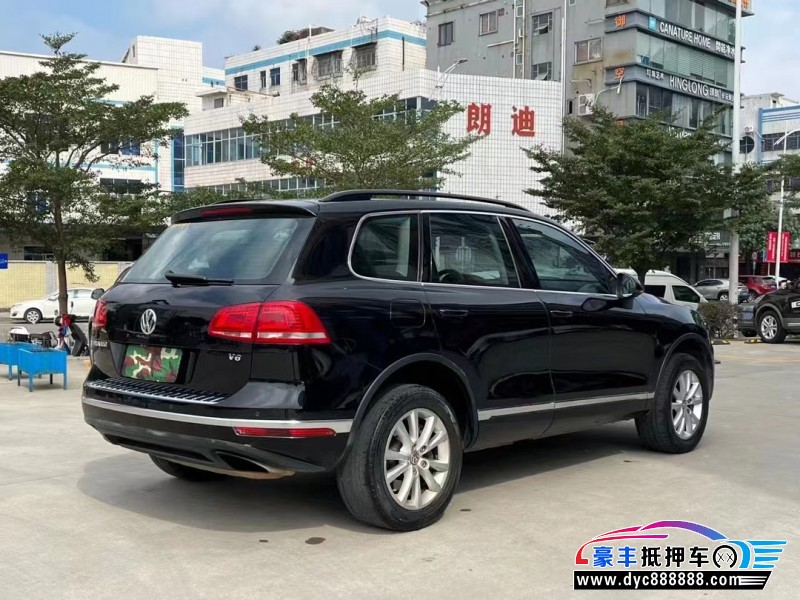 17年大众途锐轿车抵押车出售