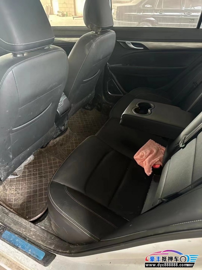 20年吉利帝豪轿车抵押车出售