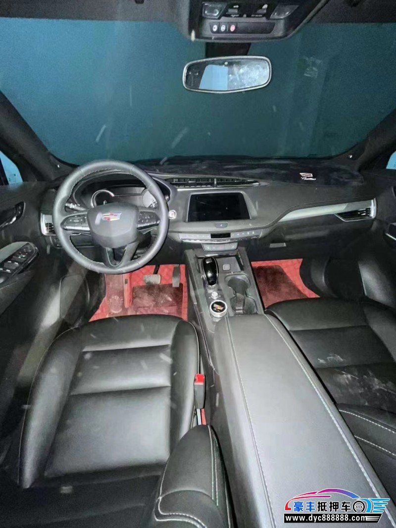 21年凯迪拉克XT4轿车抵押车出售