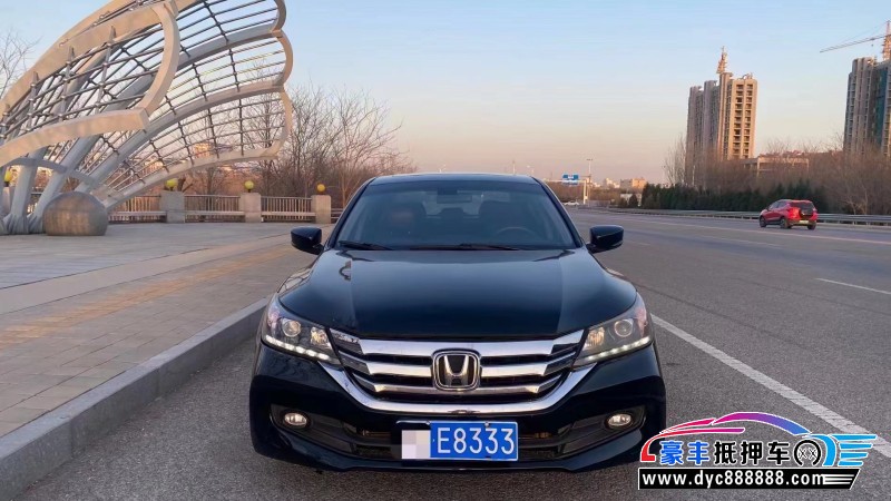 16年本田雅阁轿车抵押车出售