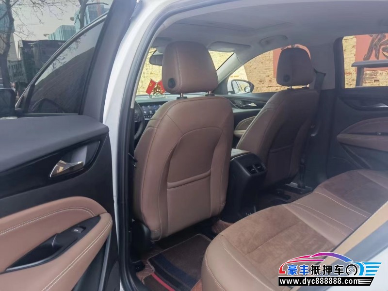 22年别克君威轿车抵押车出售