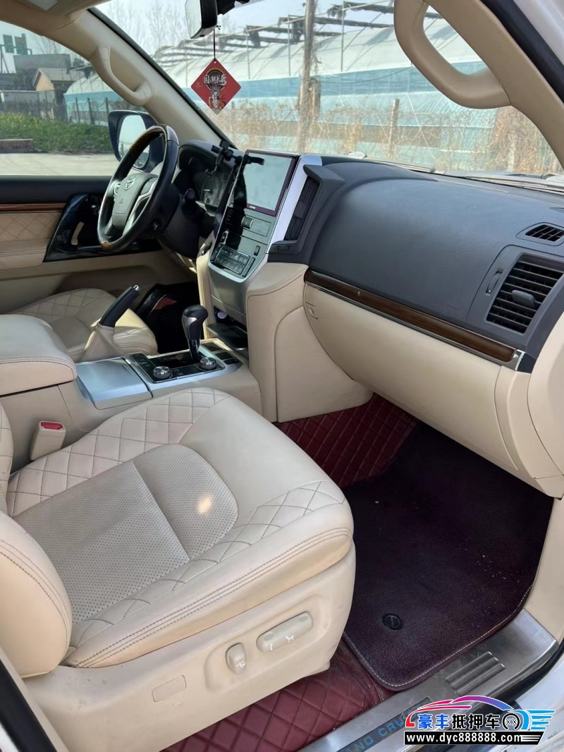 17年丰田兰德酷路泽SUV抵押车出售