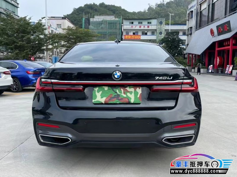 21年宝马7系轿车抵押车出售