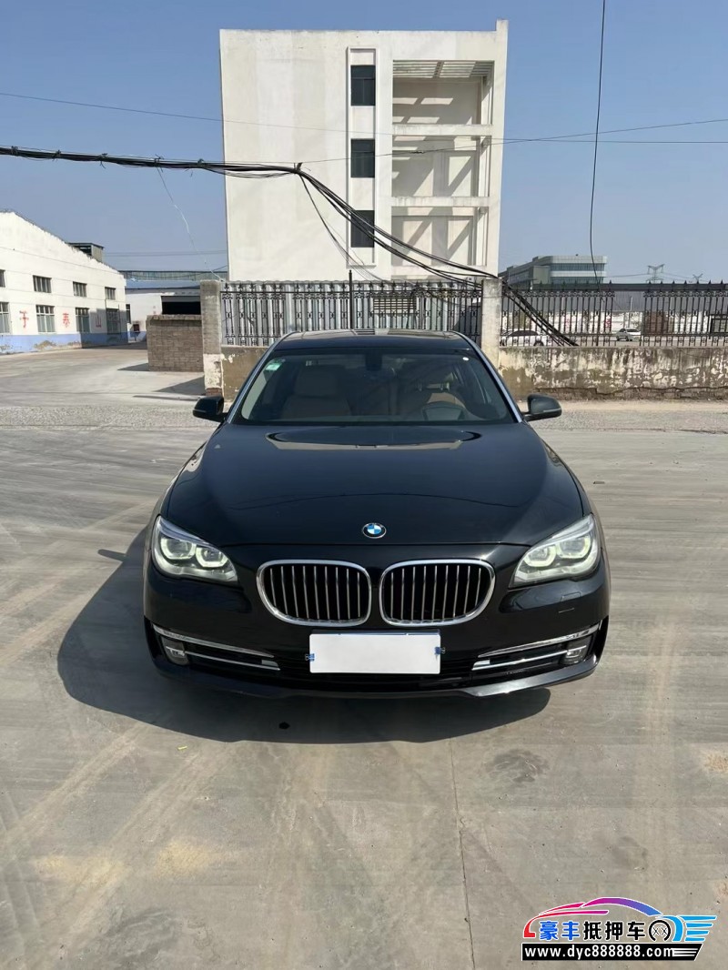 15年宝马7系轿车抵押车出售