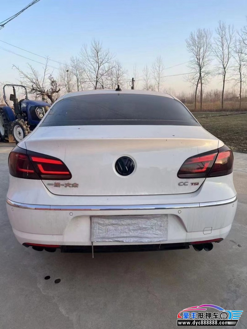 13年大众CC轿车抵押车出售