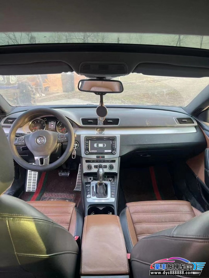 13年大众CC轿车抵押车出售