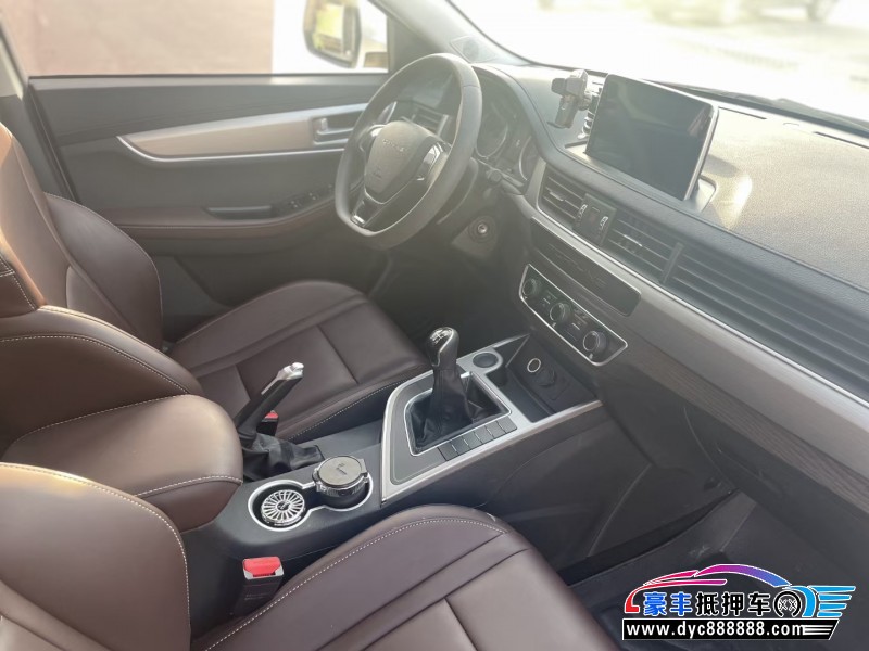 21年东风风行T5轿车抵押车出售