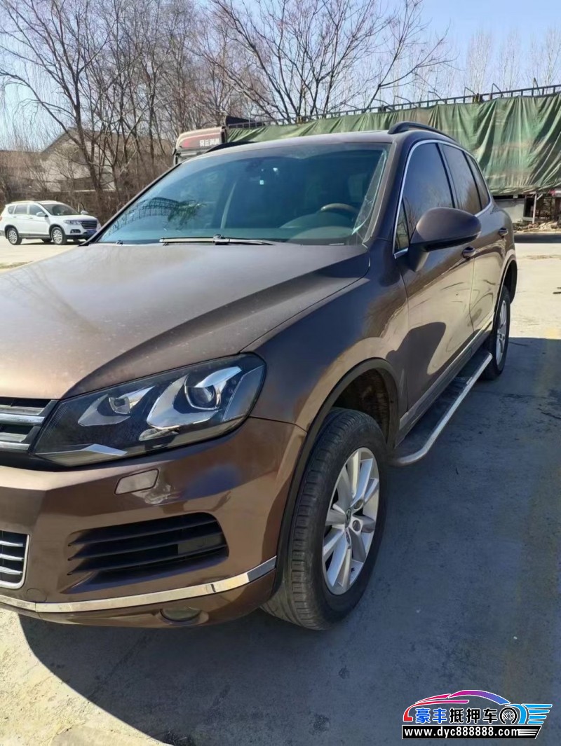 11年大众途锐轿车抵押车出售