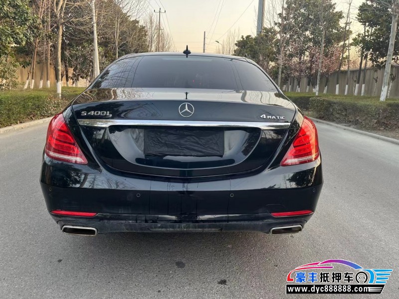 17年奔驰S轿车抵押车出售