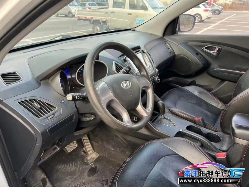 15年现代ix35SUV抵押车出售